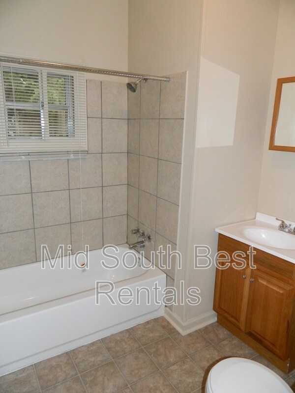 Foto del edificio - 961 N Willett St