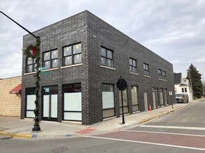 Building Photo - 355 Burkhardt Ct