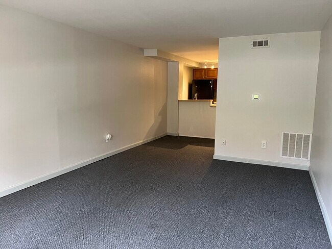 Foto del edificio - 105 London Acres Dr