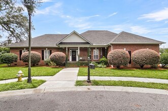 Building Photo - 5049 Spaniel Dr