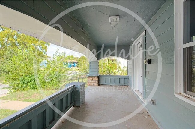 Building Photo - 3411 Agnes Avenue