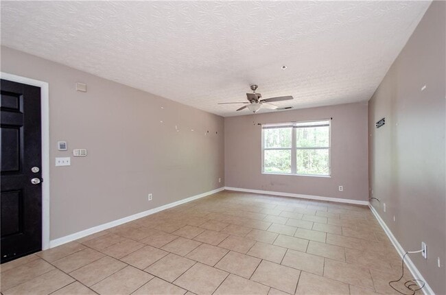 Building Photo - 10104 Fairington Ridge Cir
