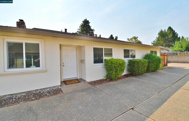 Building Photo - 4640 W Rishell Ct