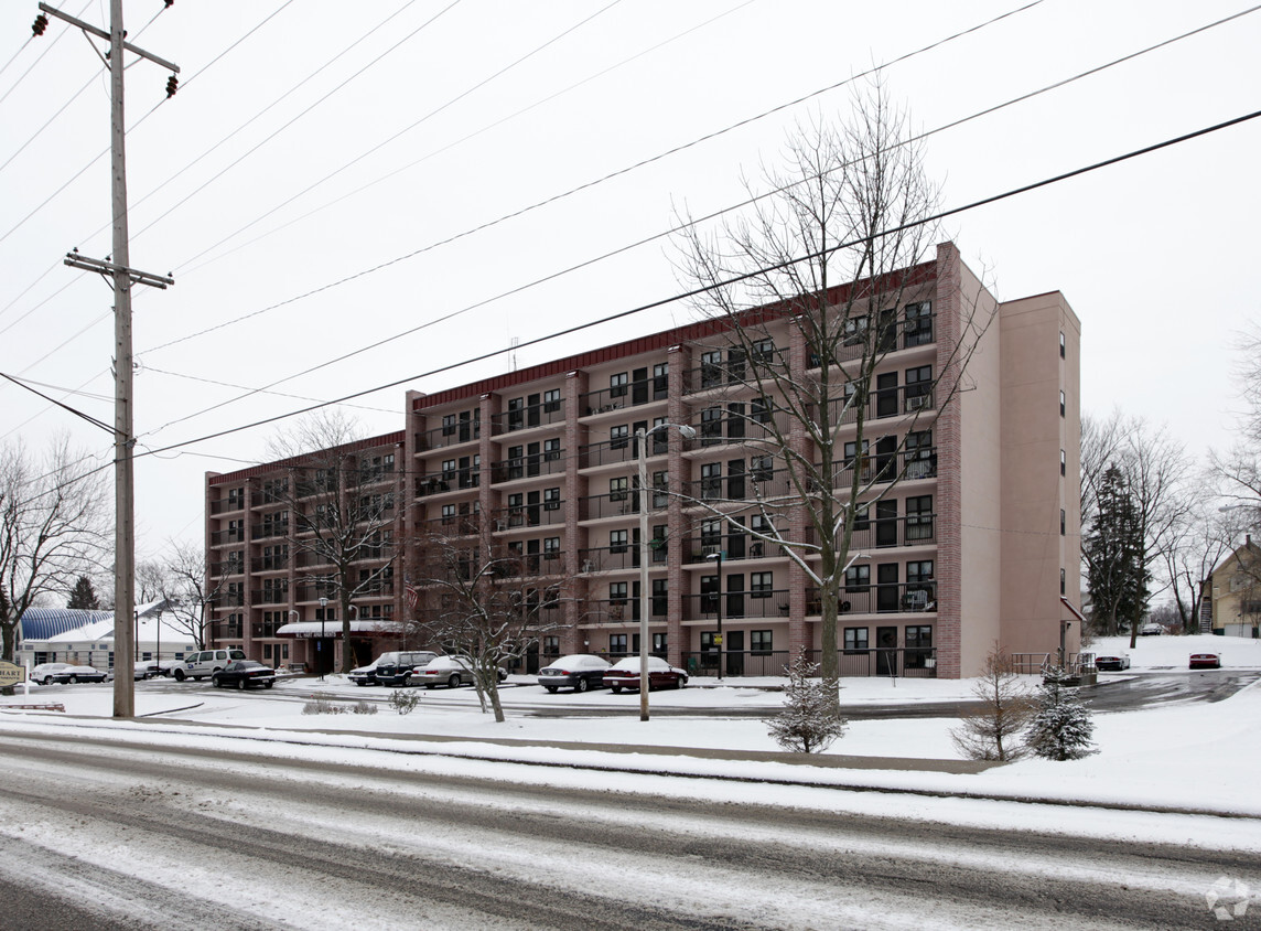 Primary Photo - Hart Apartments