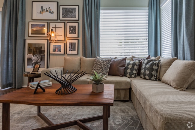 2BR, 2BA - 1110 SF - Kallisto at Bear Creek