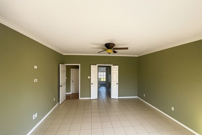 Foto del edificio - 6218 Paddle Wheel Dr