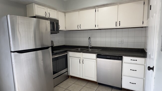 Building Photo - 1596 Worthington Row Dr