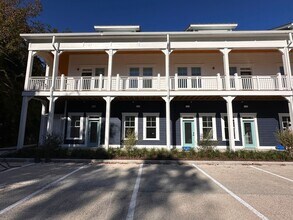 Building Photo - 1426 Navaho Trail