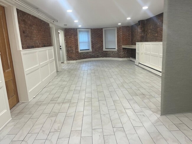 Building Photo - 482 Columbus Ave