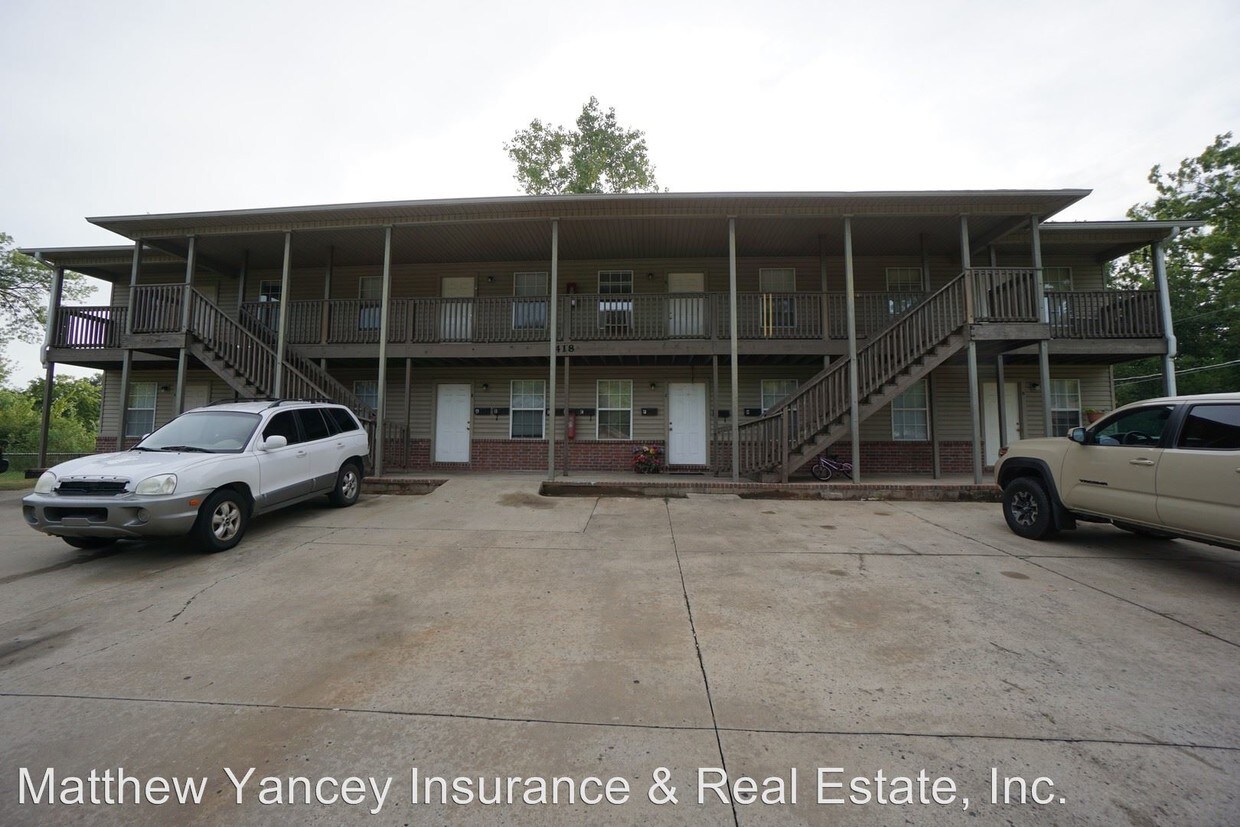 Foto principal - 418 S 12th St