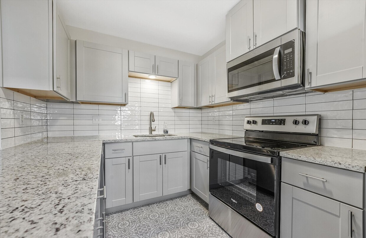 Foto principal - 32 E Mountain Ln