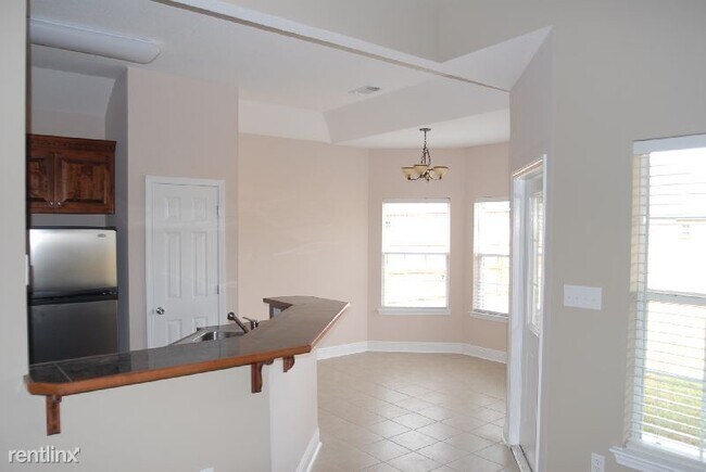Building Photo - 4 br, 2 bath House - 11808 Alexis Ln