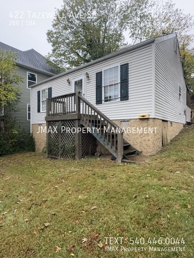 Photo - 422 Tazewell Ave SE-