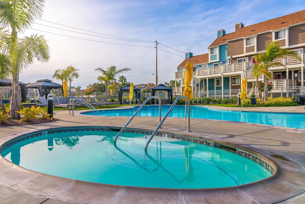 Huntington Breakers Apartments Huntington Beach Ca Huntington Breakers Apartments Huntington Beach Ca