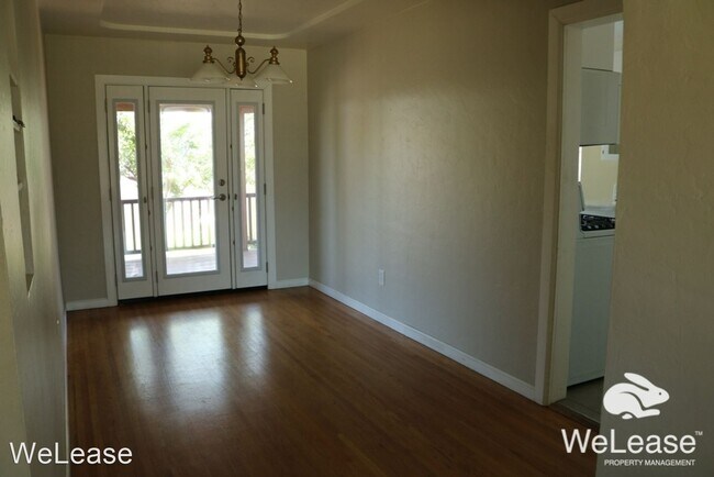 Foto del edificio - 2 br, 2 bath House - 365 Del Mar Avenue