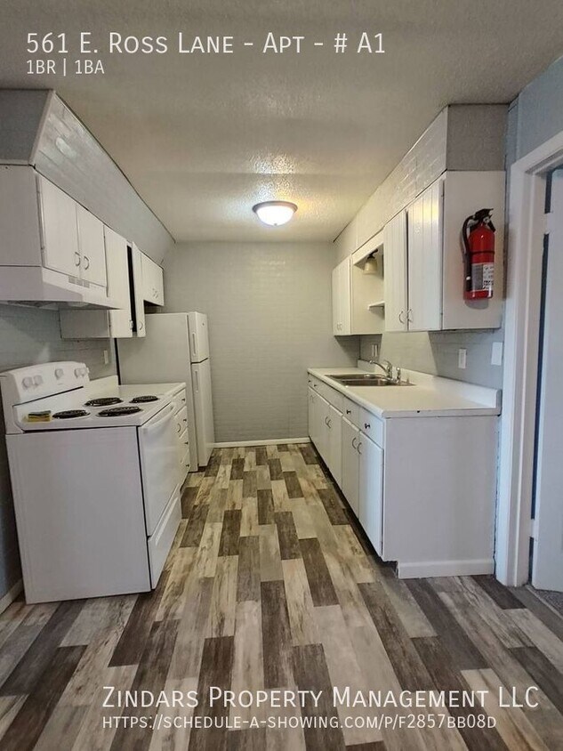 561 E Ross Ln Unit A1, Danville, IL 61832 Room for Rent in Danville