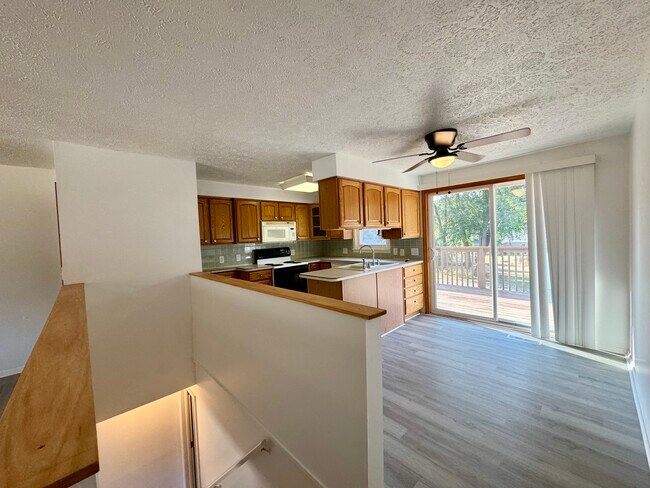 Foto del edificio - 4648 13th St NW