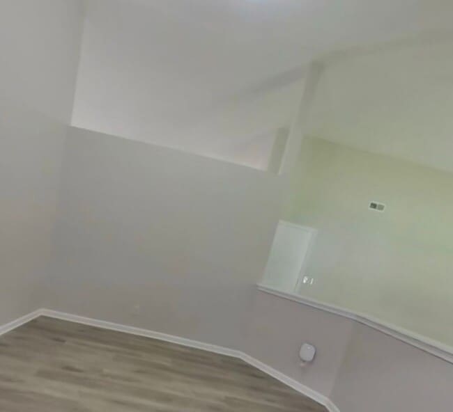 Building Photo - 504 Louise Dr