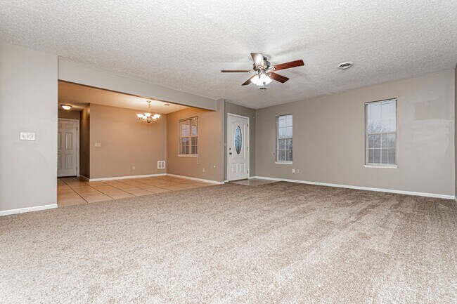 Foto del edificio - Single Family Home