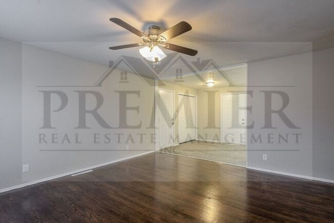 Building Photo - 3 bd/1 ba 8619 Winchester Ave, Kansas City...
