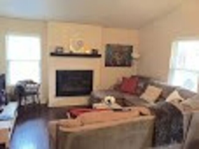 Foto del edificio - 1301 Spriggs Ct