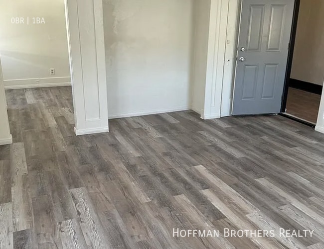 Foto del edificio - 644 W 5th St