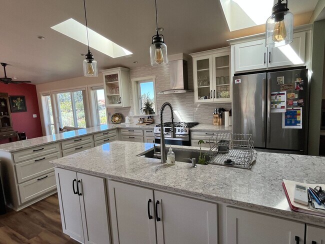 Foto del edificio - Furnished home between Tumalo & Sisters