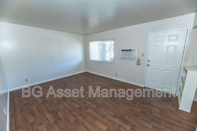 Foto del edificio - 1932 Ethan Wy