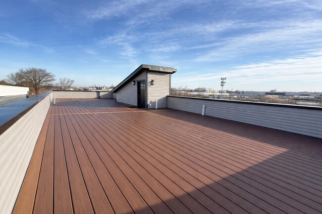 Building Photo - 92 E 27th St