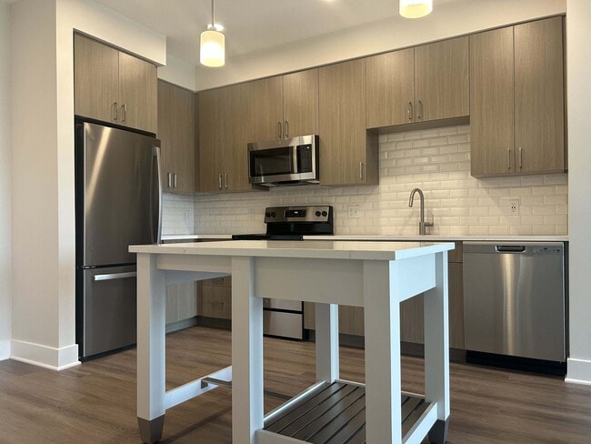 Interior Photo - The Rae