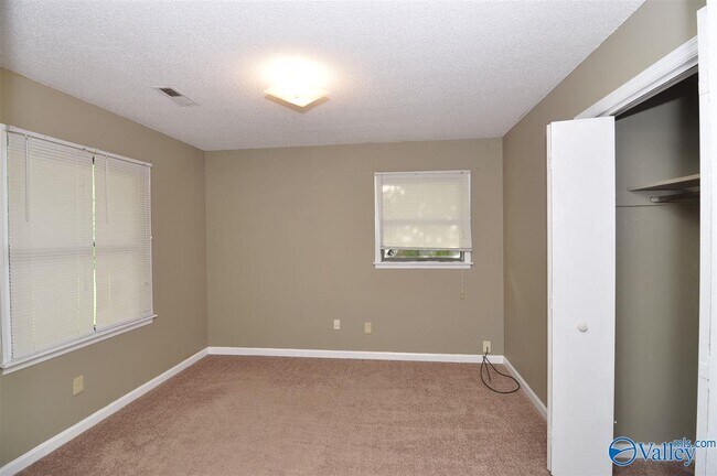 Foto del edificio - 1332 Blake Bottom Rd NW