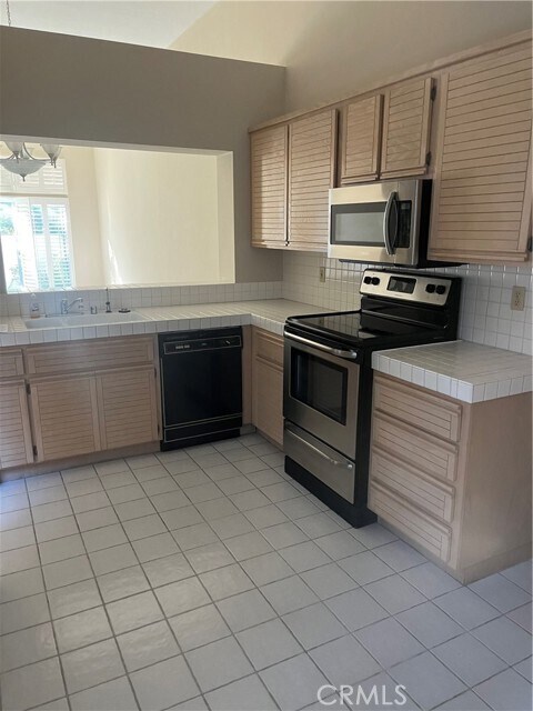 Building Photo - 21597 San Lorenzo