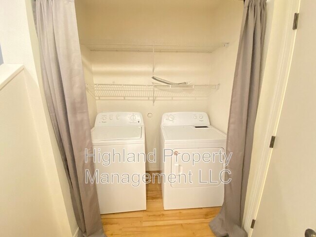 Foto del edificio - 910 NE Indiana St