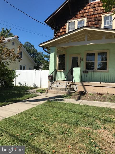 Foto del edificio - 7206 Carroll Ave