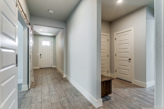 Building Photo - 7015 Walkers Loop