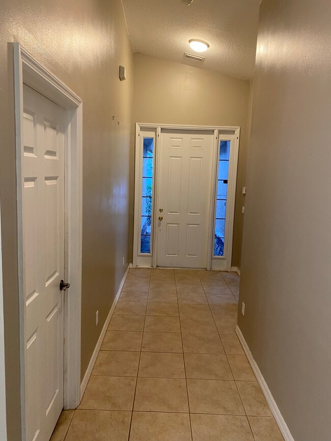 Photo - 375 Lexington Ave SW House