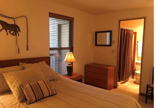 Building Photo - 7802 Guildberry Ct