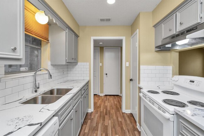 Foto del edificio - 109 Delores St