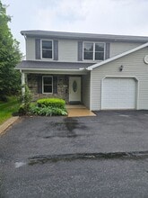 Building Photo - 751 Galen Dr