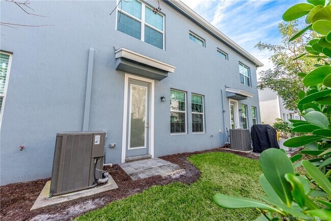 Building Photo - 1865 Tarni Way
