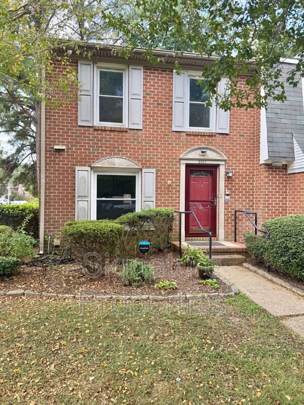 Building Photo - 2501 Reagan Ave