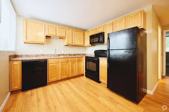 Building Photo - Maplewood Apartments