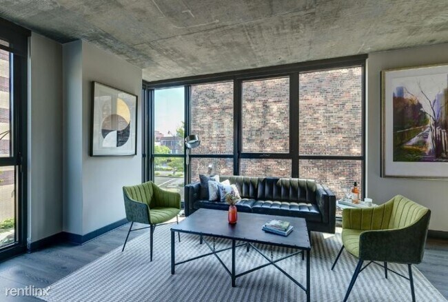 Foto del edificio - 3 br, 2 bath Apartment - 192 N Ada St