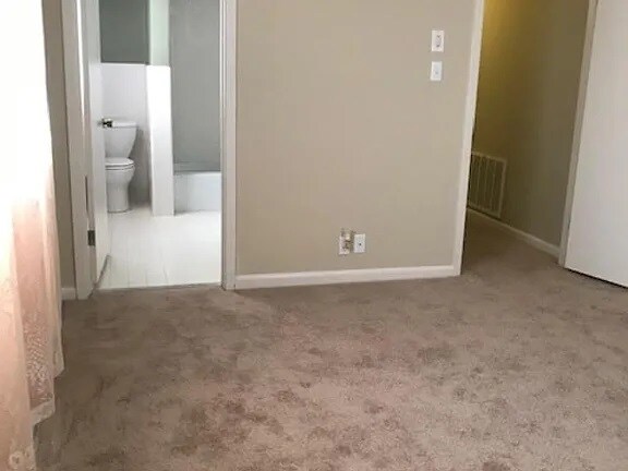 Foto del edificio - 819 Southfield Rd