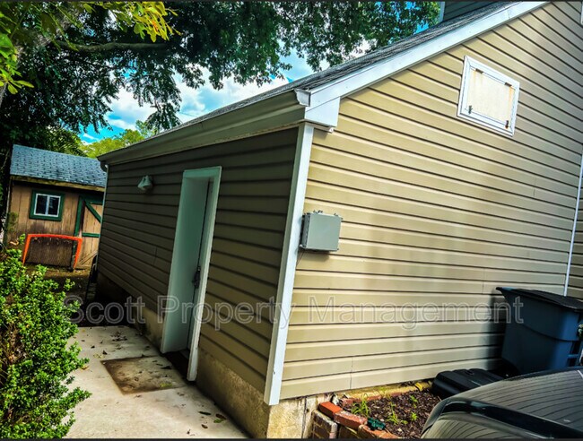 Building Photo - 7629 3rd Ave