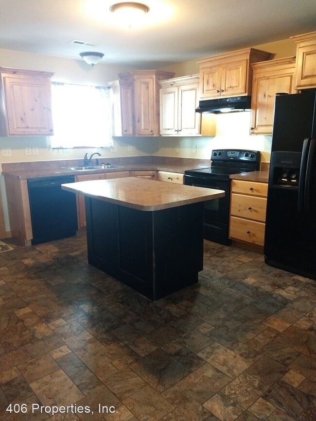 Building Photo - 2 br, 1 bath House - 2726 Overlook Blvd