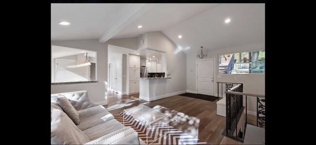 Building Photo - 6635 Longwalk Dr