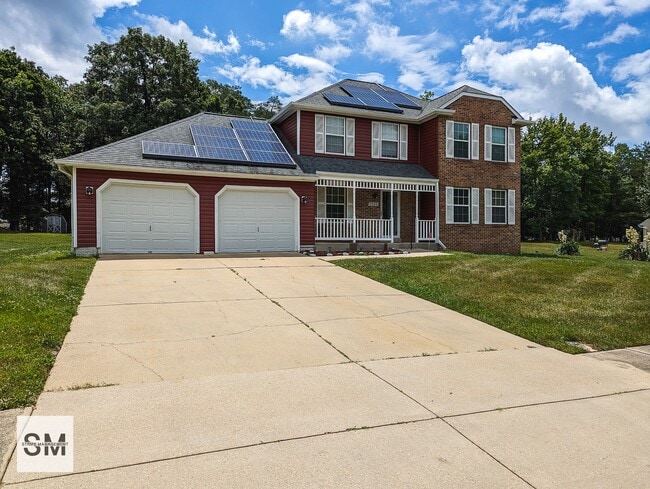 Building Photo - 7904 Birdsong Dr