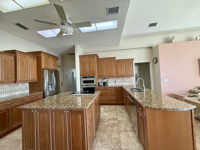 Foto del edificio - 4 Cherry Ct