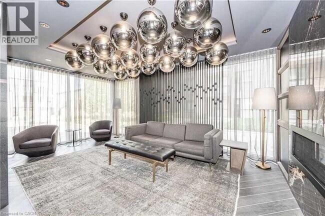 Photo du bâtiment - 210 Sabina Dr